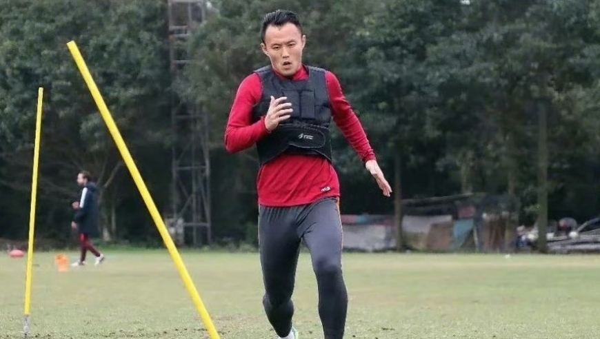 刘丁硕：国乒封闭训练所有人手机只能留在房间 球馆食堂一律不许用