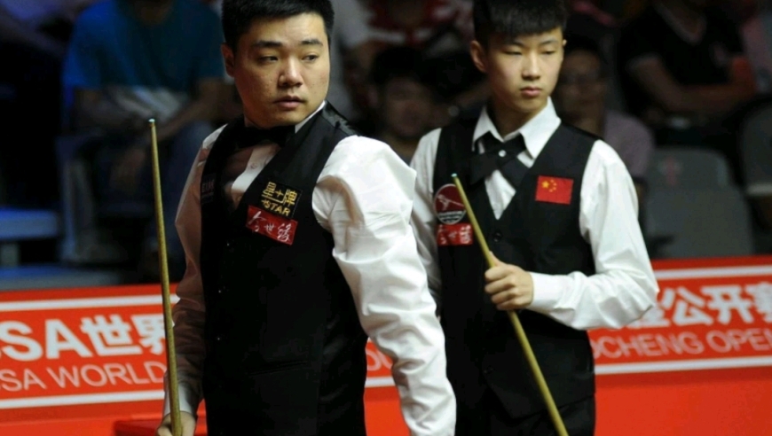 50岁林志玲和42岁孙俪同框，林志玲的身材气质优势出来了