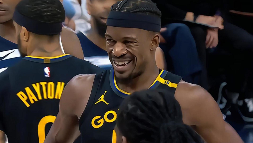 内娱古早顶流恋情，官宣了